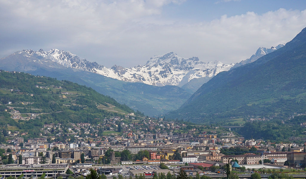 Via Francigena Section 11 : du Col du Grand Saint-Bernard à Pont-Saint-Martin